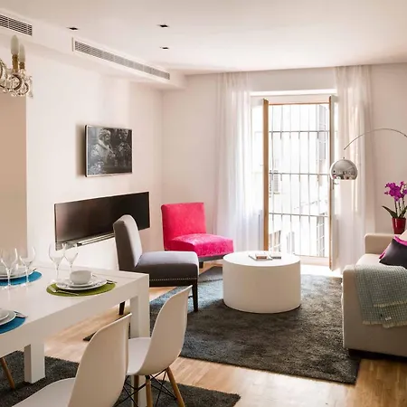 Palacio Conde Miranda Apartment Madrid Exterior photo