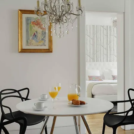 Palacio Conde Miranda Apartment Madrid Exterior photo