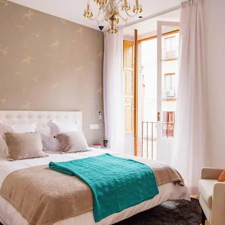 Palacio Conde Miranda Apartment Madrid Exterior photo