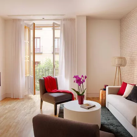 Palacio Conde Miranda Apartment Madrid Exterior photo