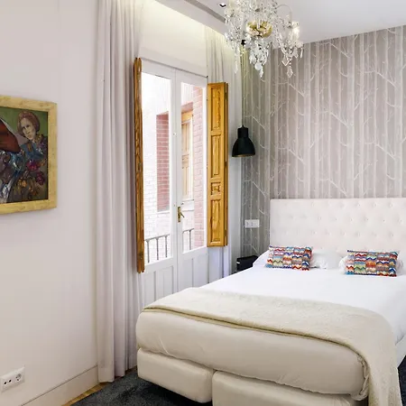 Palacio Conde Miranda Apartment Madrid Exterior photo