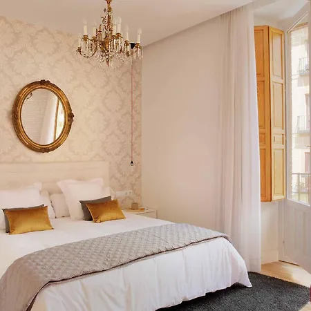 Palacio Conde Miranda Apartment Madrid Exterior photo