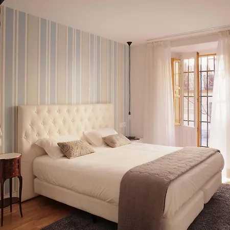 Palacio Conde Miranda Apartment Madrid Exterior photo