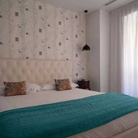 Palacio Conde Miranda Apartment Madrid Exterior photo